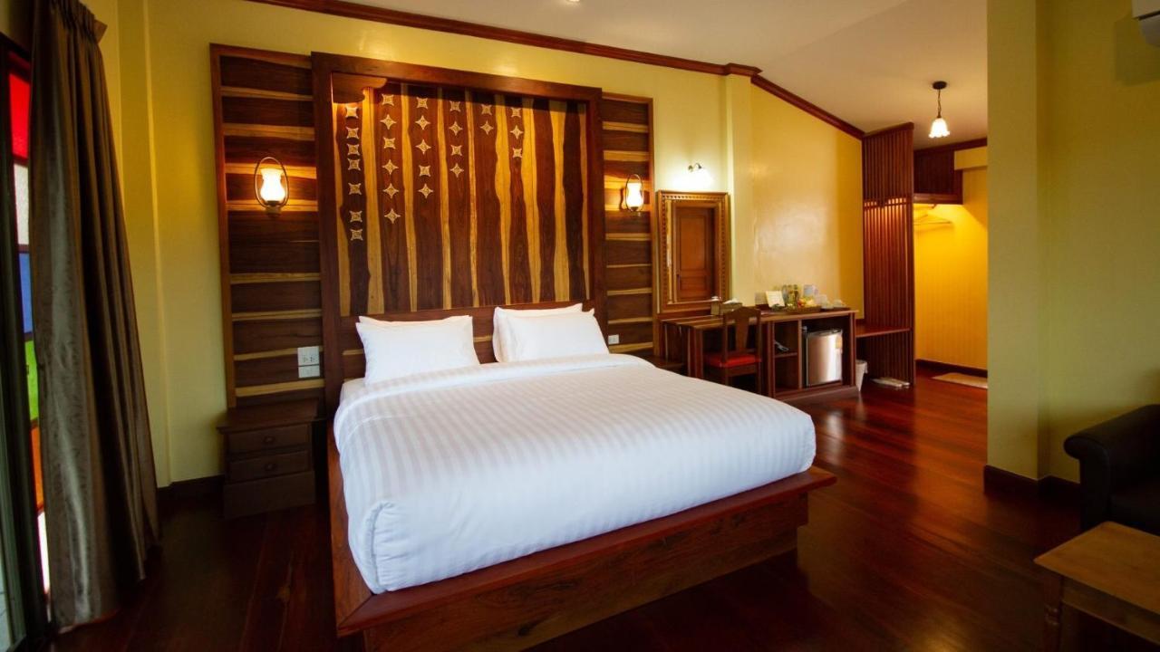 Baan Wanwaree Bed & Breakfast Kanchanaburi Exterior photo