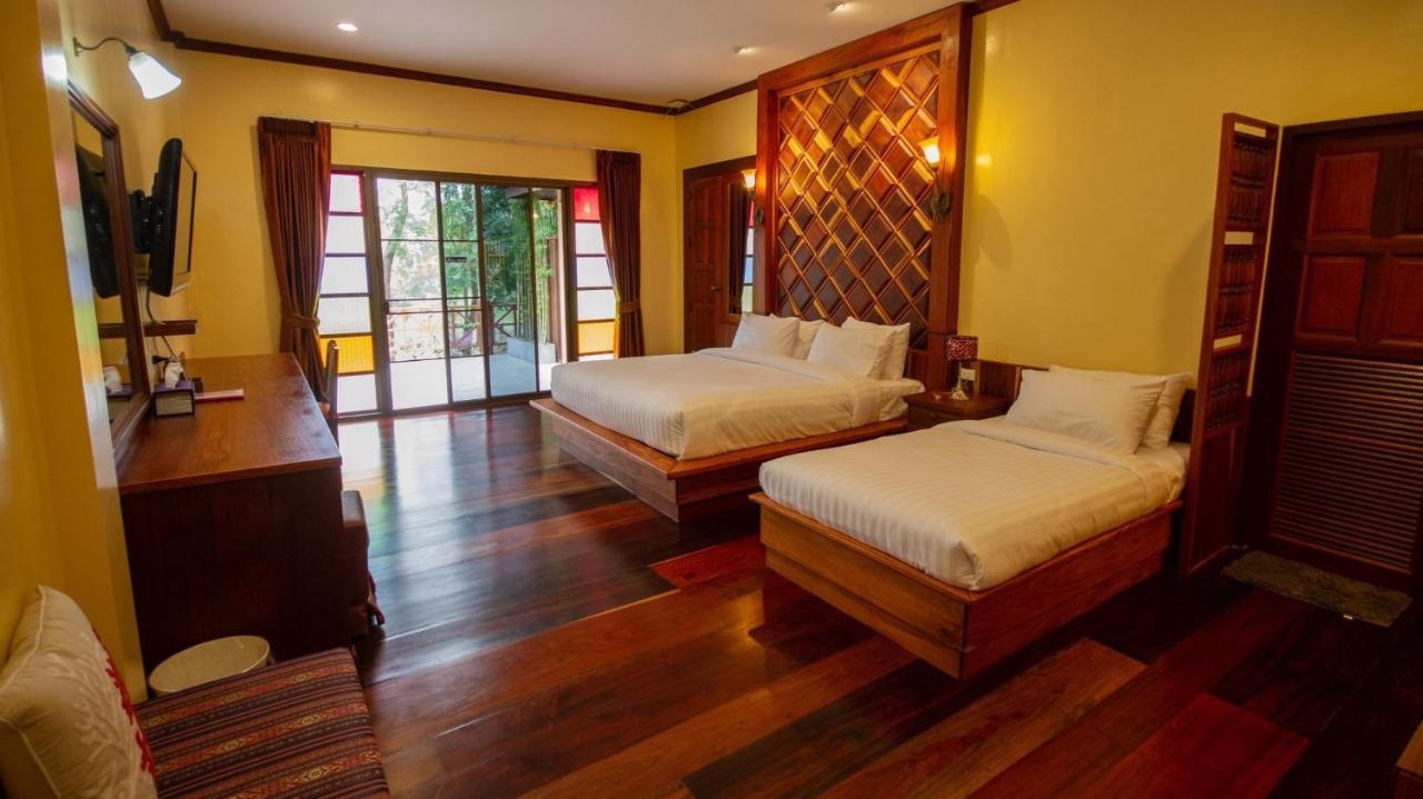 Baan Wanwaree Bed & Breakfast Kanchanaburi Exterior photo